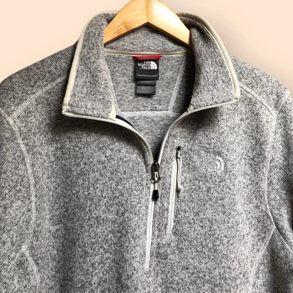 The North Face MENS Grey Knit Quarter Zip Pullover Fleece Sweater MENS Small